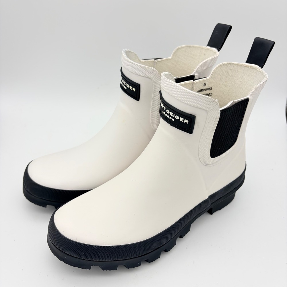 Kurt Geiger London White Rubber Chelsea Rain Boots EU 36 US 6 Logo Lug Sole Punk